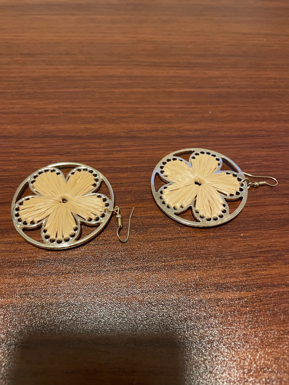 Claire’s Women’s Beige and Gold Boho Woven Floral Raffia Dangle Hoop Earrings OS
